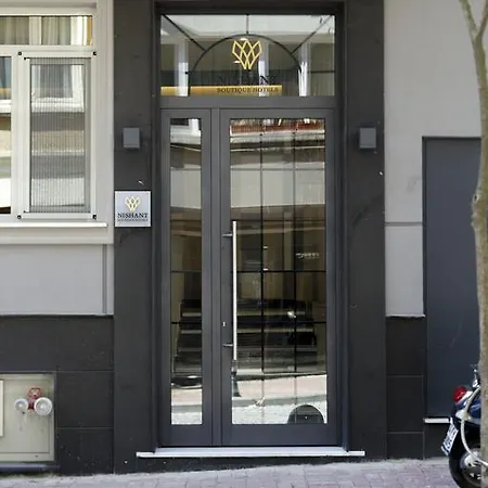 Hotel Nishant 3*