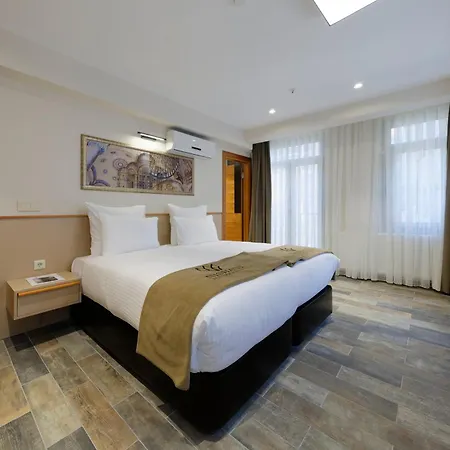 Hotel Nishant 3*