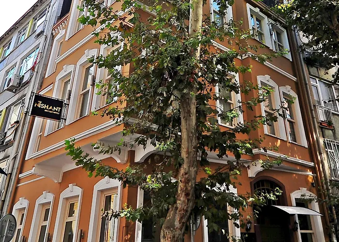 Hotel Nishant Hotel 3*